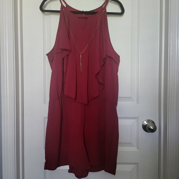 Classy Plus Size Burgundy Romper - Picture 4 of 6